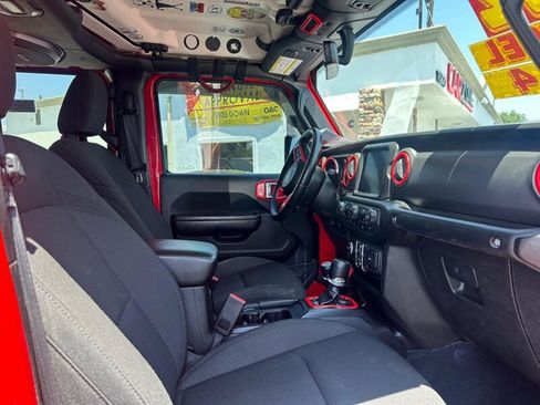 Used 2022 Jeep Gladiator Sport AWD/4WD image 19