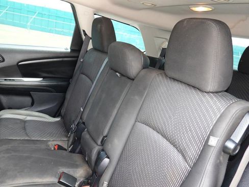 Used 2014 Dodge Journey American Value Package w/ Flexible Seating Group FWD image 18