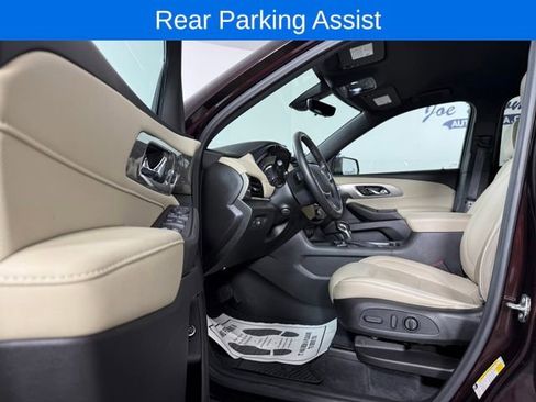 Used 2022 Chevrolet Traverse Premier image 11