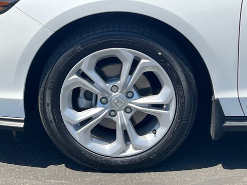 Used 2025 Honda Accord LX image 24