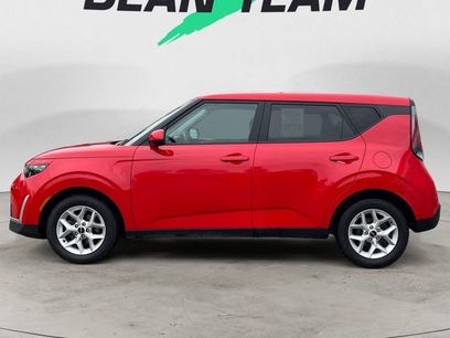 Used 2023 Kia Soul LX w/ LX Technology Package