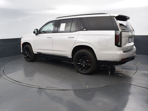 Used 2021 Cadillac Escalade Sport w/ Driver Assist Tech Package image 4