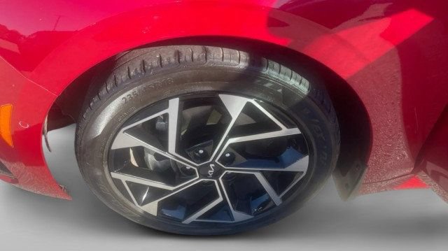 Used 2025 Kia K5 EX FWD image 18