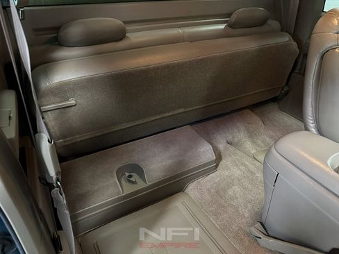 Used 1996 Chevrolet Silverado 3500 Long Bed image 38