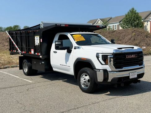 Used 2024 GMC Sierra 3500 Pro w/ Convenience Package AWD/4WD image 3