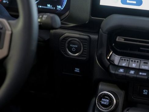 Used 2025 Toyota Land Cruiser image 50