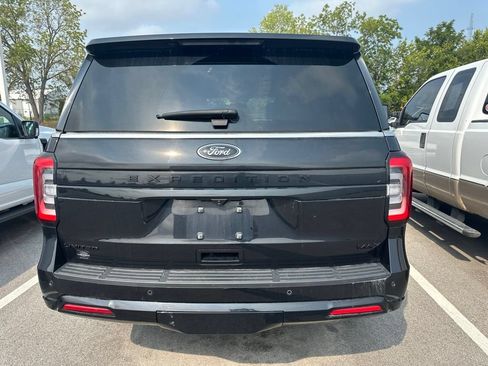 Used 2024 Ford Expedition Max Limited AWD/4WD image 3