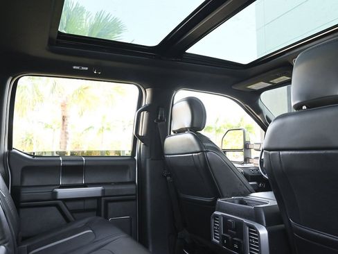 Used 2019 Ford F450 Platinum w/ Platinum Ultimate Package image 16