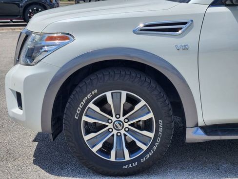 Used 2020 Nissan Armada SL w/ Premium Package image 5