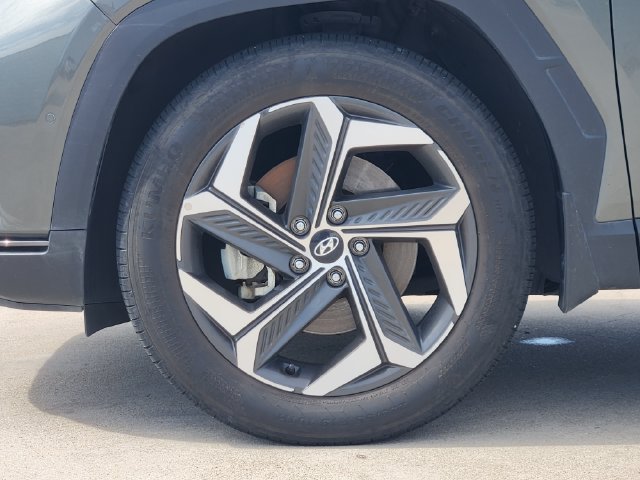 Used 2023 Hyundai Tucson Limited w/ Winter Package FWD image 10