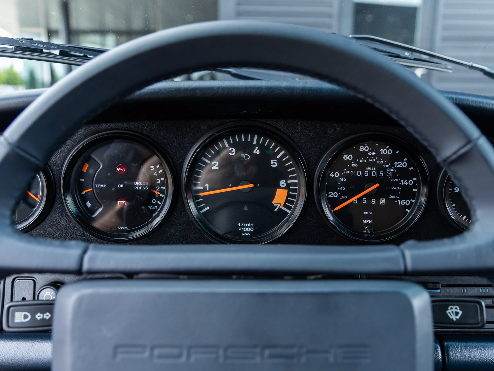 Used 1988 Porsche 911 Carrera RWD image 37
