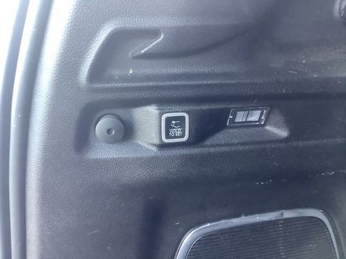 Used 2022 Jeep Grand Cherokee L Limited image 41