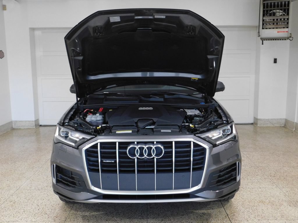 Used 2021 Audi Q7 3.0T Premium Plus w/ Premium Plus Package AWD/4WD image 10