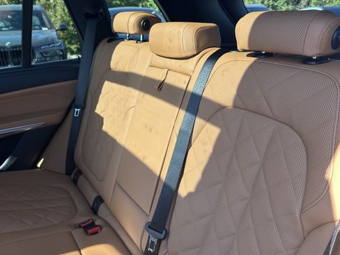 Used 2026 BMW X5 xDrive40i w/ Climate Comfort Package image 29