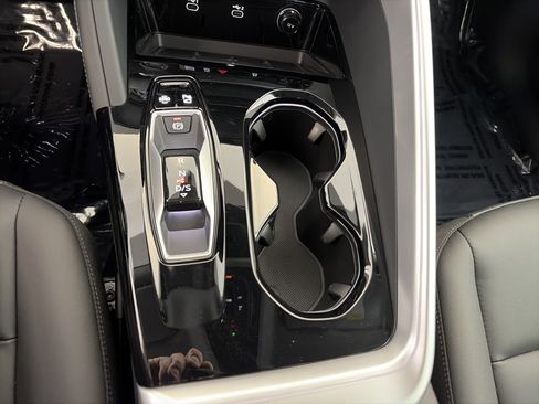 Used 2025 Audi Q5 Premium Plus AWD/4WD image 29