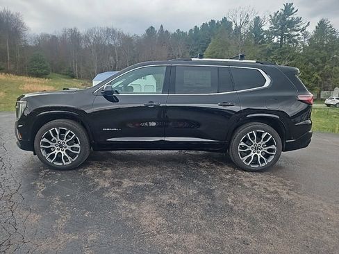 New 2026 GMC Acadia Denali Ultimate w/ LPO, Floor Liner Package AWD/4WD image 2