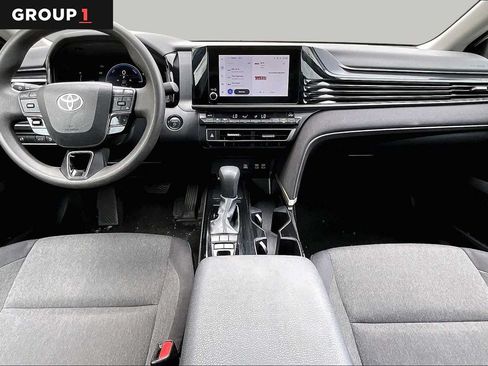 Used 2025 Toyota Camry LE FWD image 16