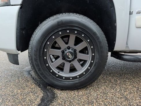 Used 2008 Chevrolet Silverado 1500 LT image 31