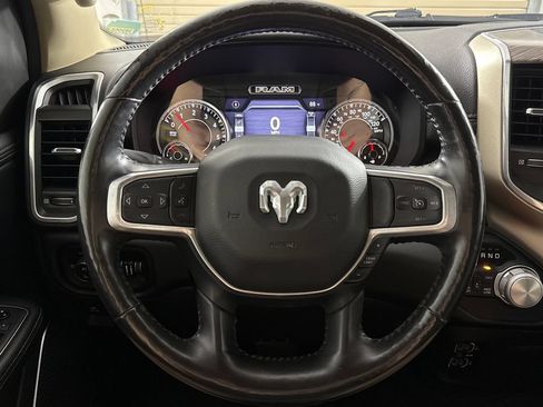 Used 2019 RAM 1500 Laramie AWD/4WD image 15