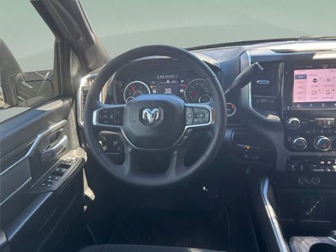 Used 2025 RAM 2500 Big Horn AWD/4WD image 26