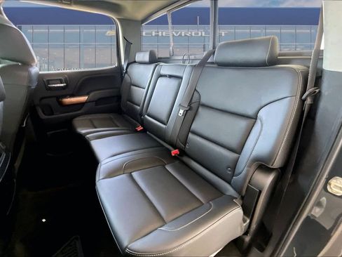 Used 2018 Chevrolet Silverado 2500 LTZ w/ Duramax Plus Package RWD image 18