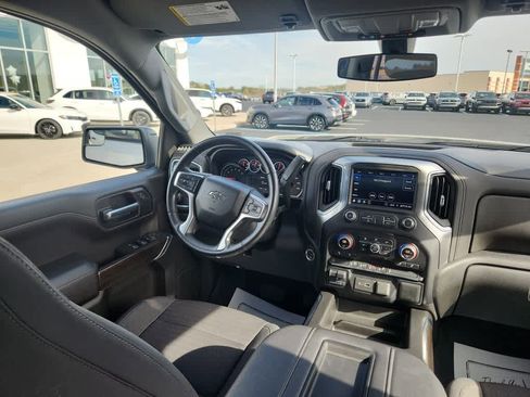 Used 2021 Chevrolet Silverado 1500 LT Trail Boss w/ Bed Protection Package image 19