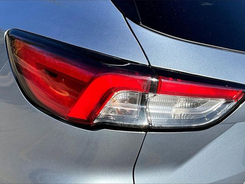 Used 2022 Ford Escape SE w/ Convenience Package image 30