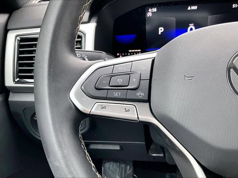 Certified 2022 Volkswagen Atlas Cross Sport SE w/ Black Wheel Package image 23