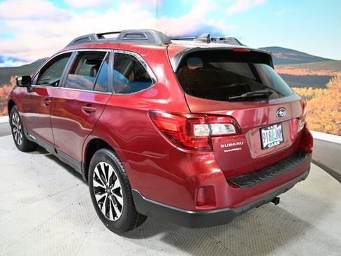 Used 2016 Subaru Outback 2.5i Limited image 11