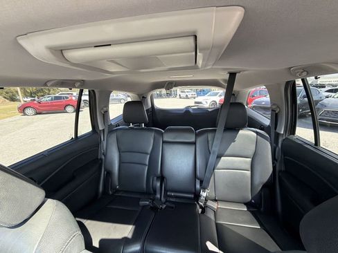 Used 2016 Honda Pilot Touring image 10