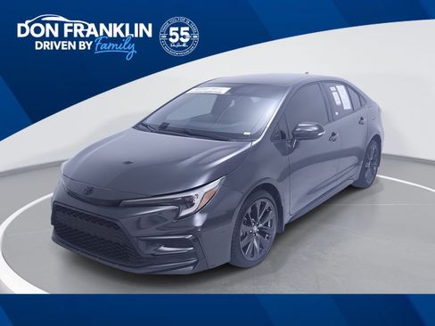 Used 2023 Toyota Corolla SE w/ Carpet Mat Package (TMS) image 1