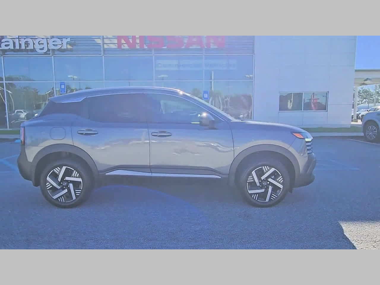 Used 2026 Nissan Kicks SV FWD image 35