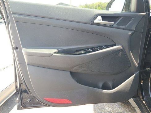 Used 2019 Hyundai Tucson SE AWD/4WD image 9
