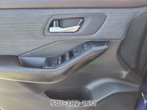 Used 2023 Nissan Rogue SV FWD image 28