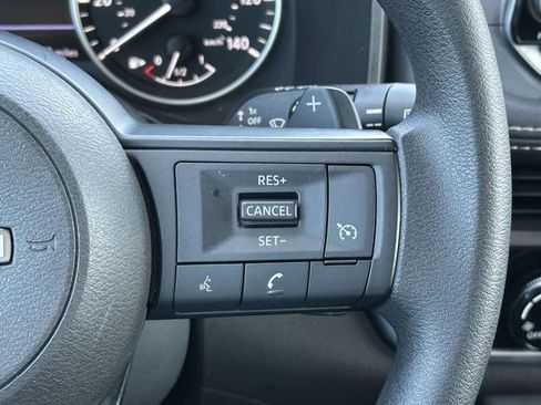 Used 2023 Nissan Rogue S image 21