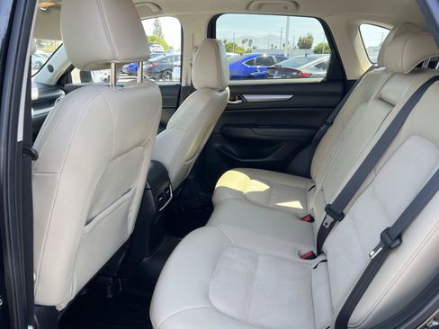 Used 2017 MAZDA CX-5 Touring w/ Preferred Equipment Package FWD image 22