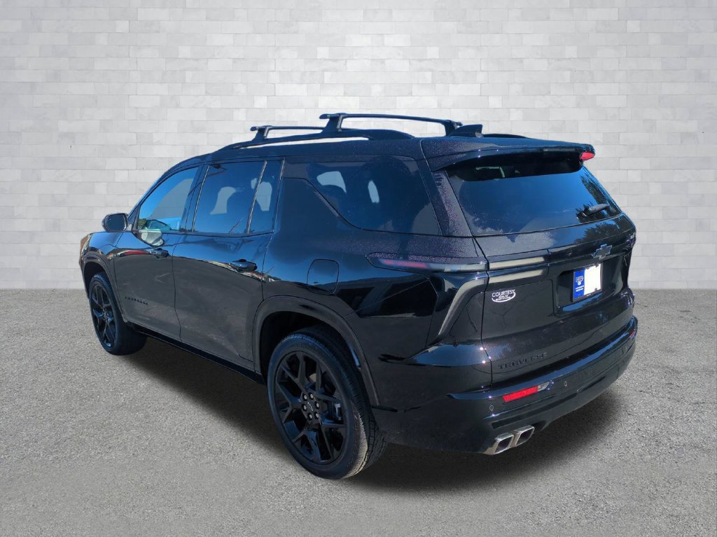 Used 2025 Chevrolet Traverse RS FWD image 7