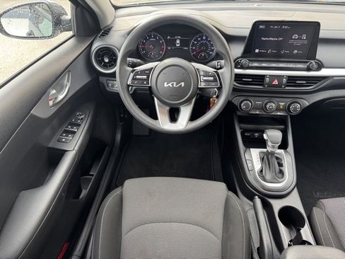 Certified 2023 Kia Forte LXS w/ LXS Technology Package image 13