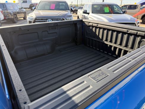 Used 2025 Ford Ranger Raptor AWD/4WD image 12