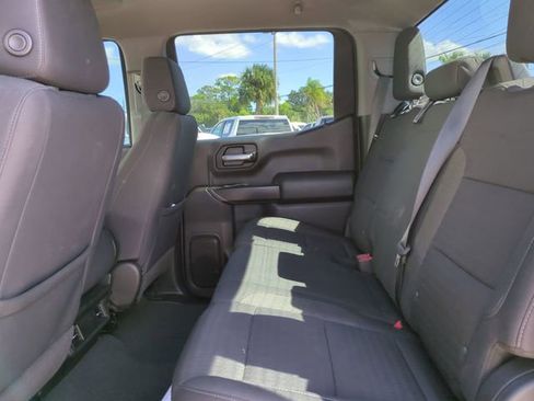 Used 2022 Chevrolet Silverado 1500 Custom RWD image 16