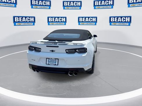 Used 2022 Chevrolet Camaro ZL1 RWD image 7