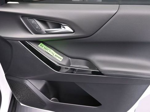 New 2026 Chevrolet Equinox LT FWD image 34