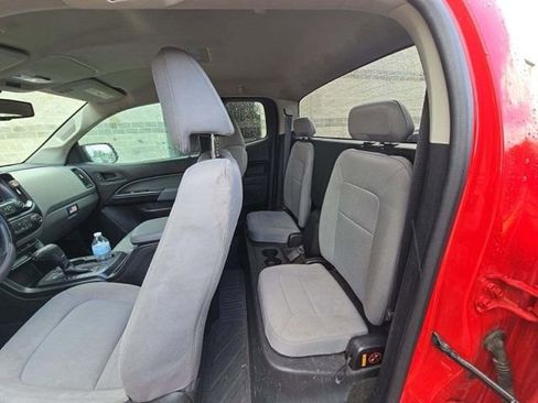 Used 2016 GMC Canyon W/T w/ Convenience Package image 5