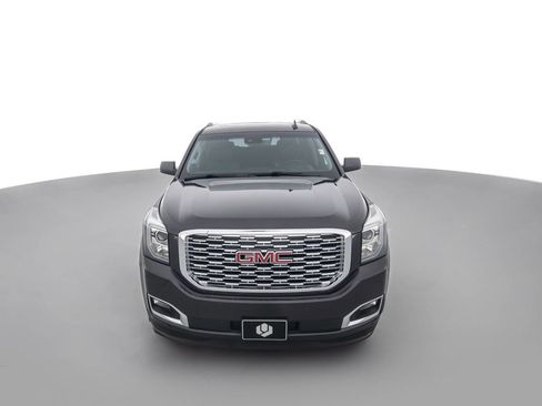 Used 2018 GMC Yukon XL Denali w/ Denali Ultimate Package AWD/4WD image 2