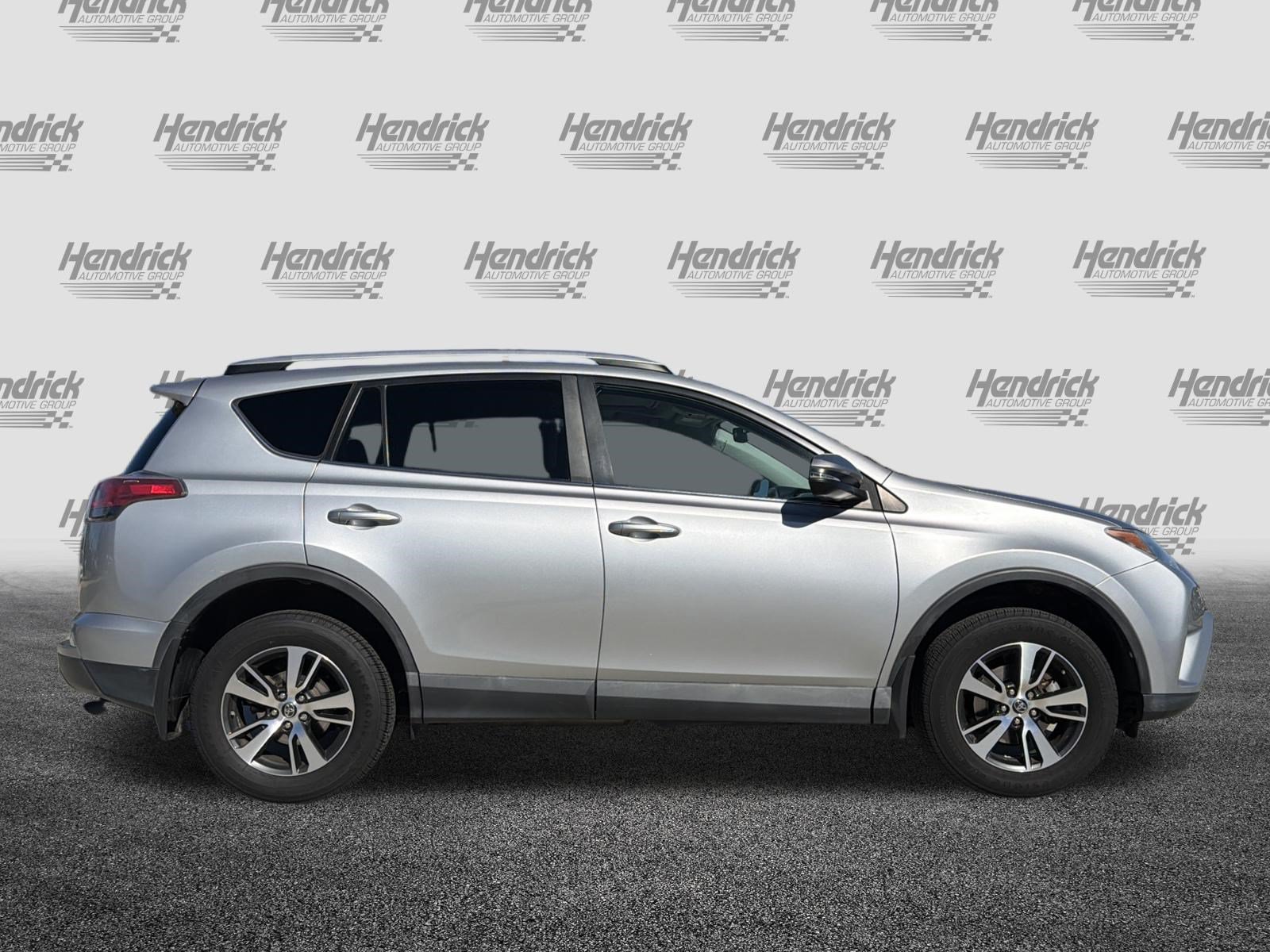Used 2016 Toyota RAV4 XLE FWD image 11