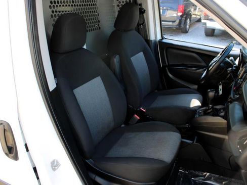 Used 2021 RAM ProMaster City Tradesman SLT image 10