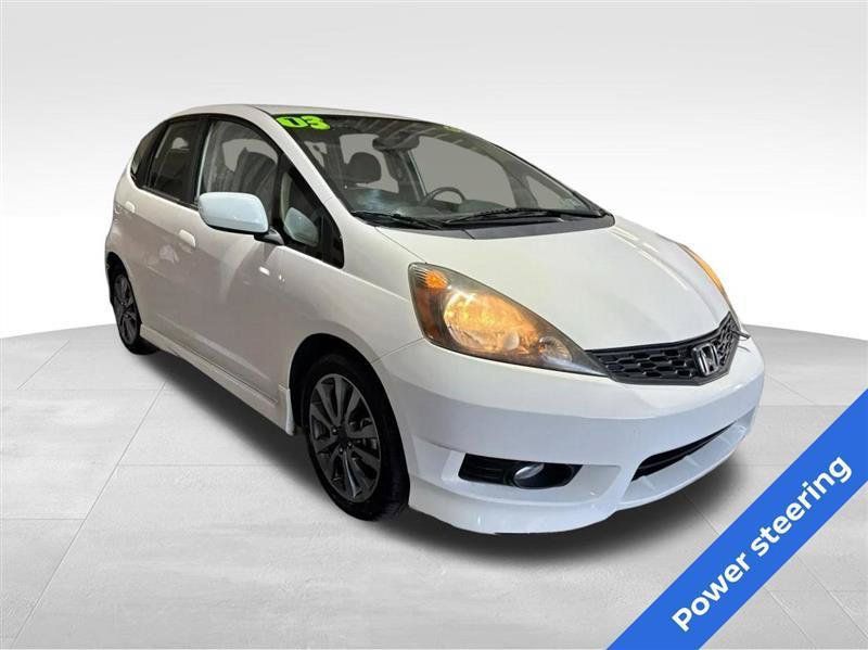 Used 2013 Honda Fit Sport image 3