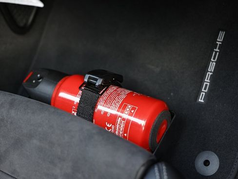 Certified 2018 Porsche 911 GT2 RS image 62