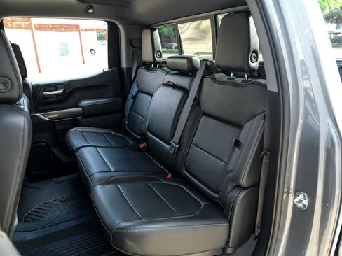 Used 2021 Chevrolet Silverado 1500 LTZ AWD/4WD image 38