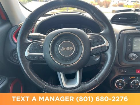 Used 2017 Jeep Renegade Trailhawk w/ Popular Equipment Group AWD/4WD image 15